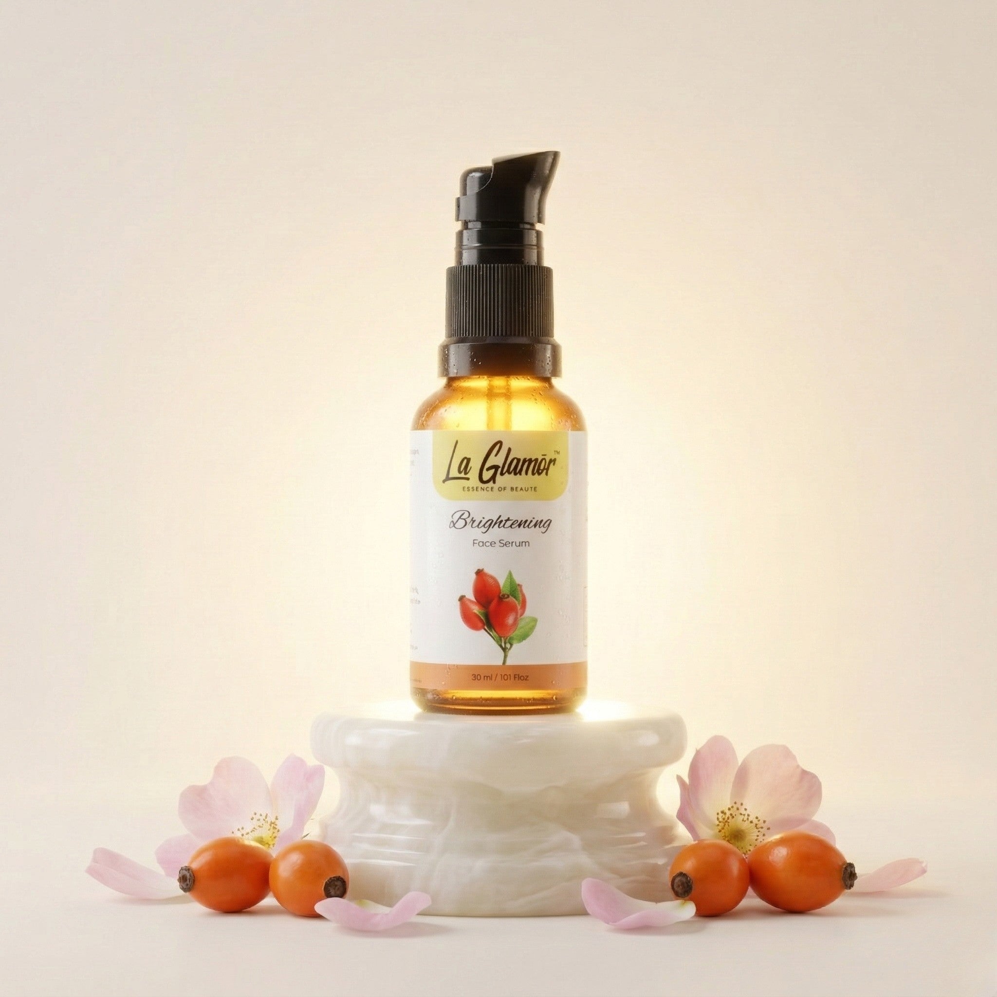 La-Glamor-Brightening-Face-Serum-with-Alpha-Arbutin-and-Niacinamide-for-Glowing-Skin